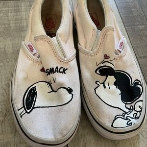 Vans Snoopy Peanuts Pearl Smack Pink Girls Kids 3 Classic Slip On Sneakers